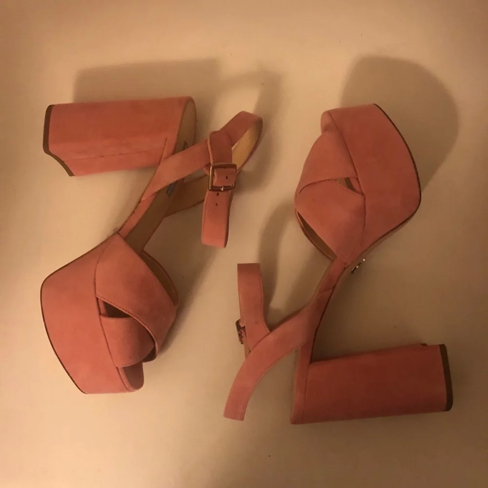 NIB $920 PRADA Suede Platform Sandal in Pink - size 5.5 US / 35.5 EU!